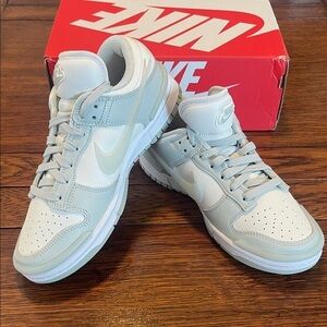Nike Dunks Low Twist Light Silver Sail white 5.5 / 7 New In Box unisex